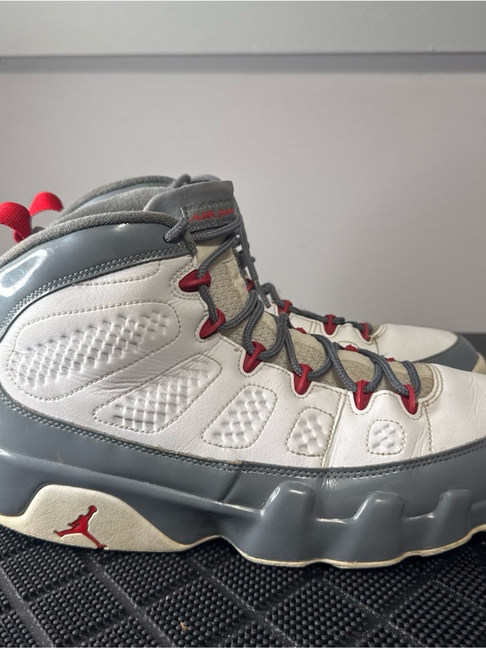 Jordan Men’s White, Gray & Red Mid-Top Sneakers